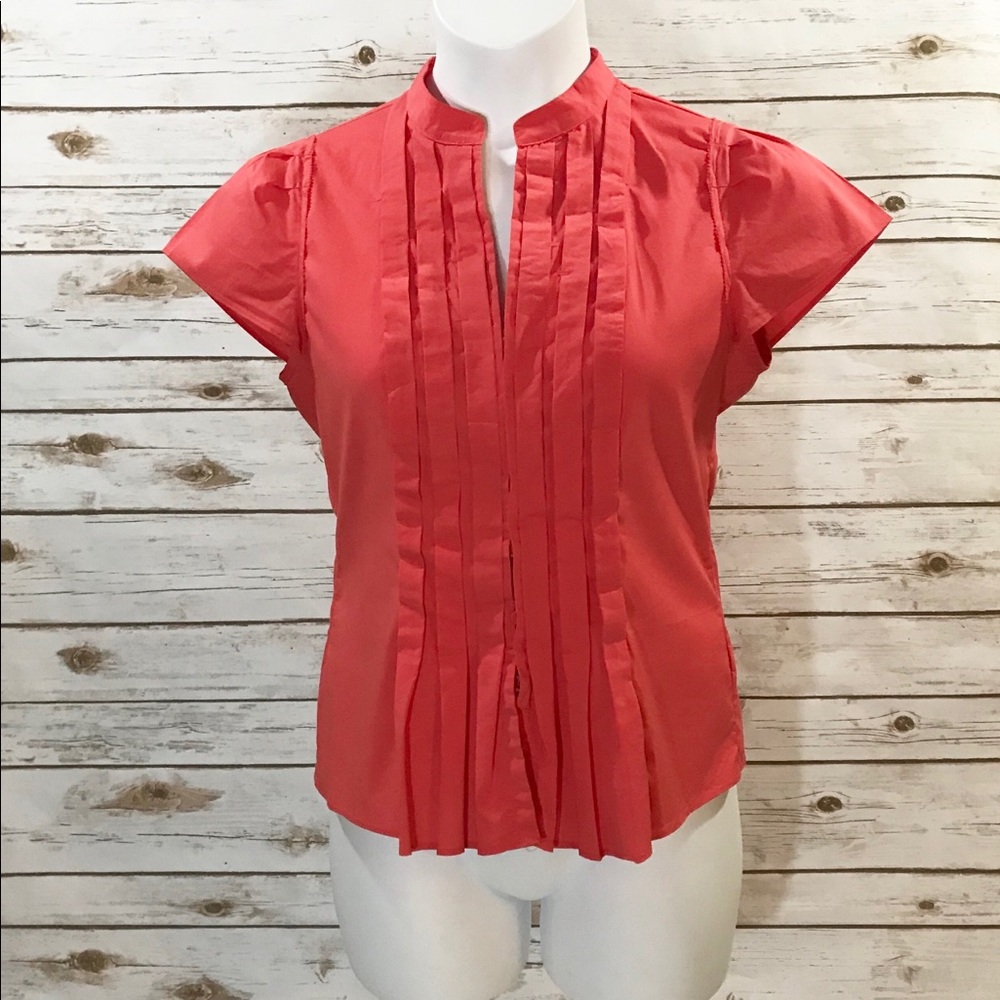 Banana Republic Pleat-Front Short Slv Shirt - M